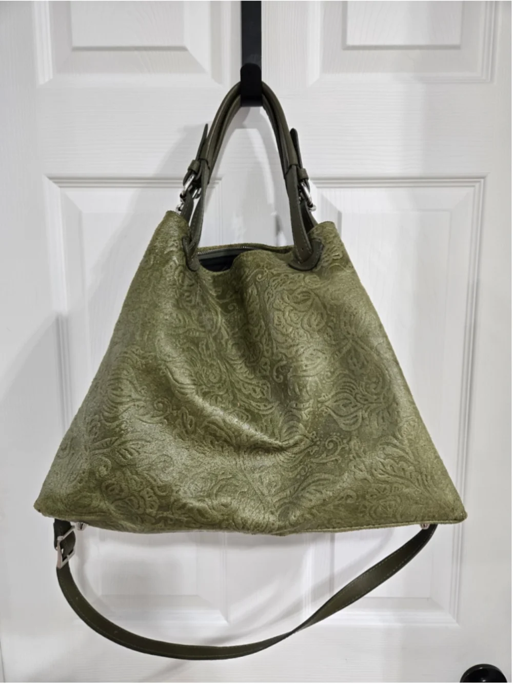 Women's Isadora Green Leather Hobo Bag One Size